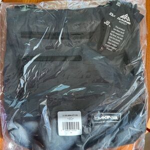 Dakine Jo Jo Crossbody Women's Purse Adjustable Shoulder Strap